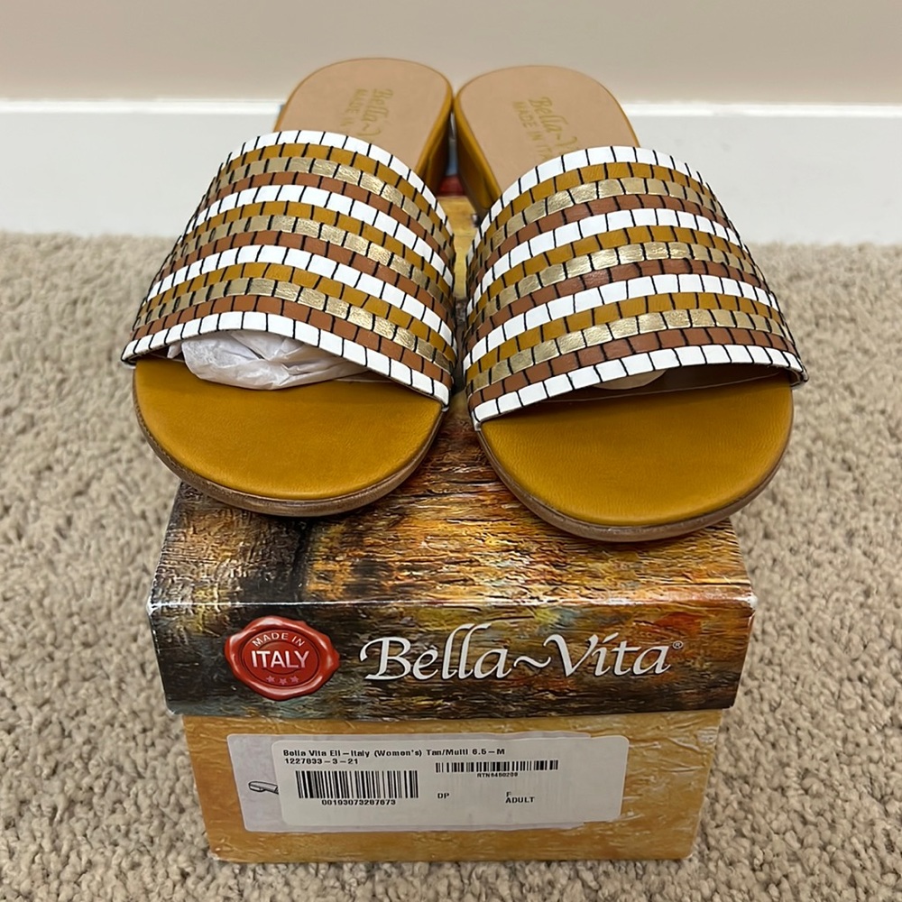 Bella Vita Sandals